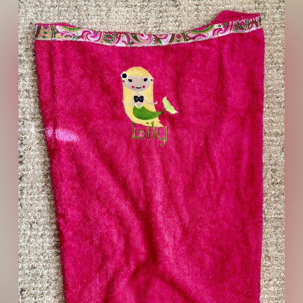 Pink Mermaid Tail Blanket - Picture 2 of 6